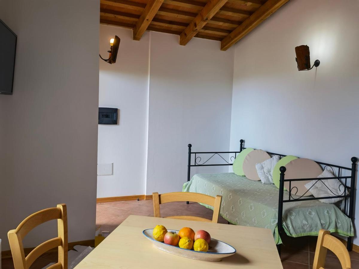 La Corte Degli Ulivi - Albergo Rurale Tresnuraghes Eksteriør bilde