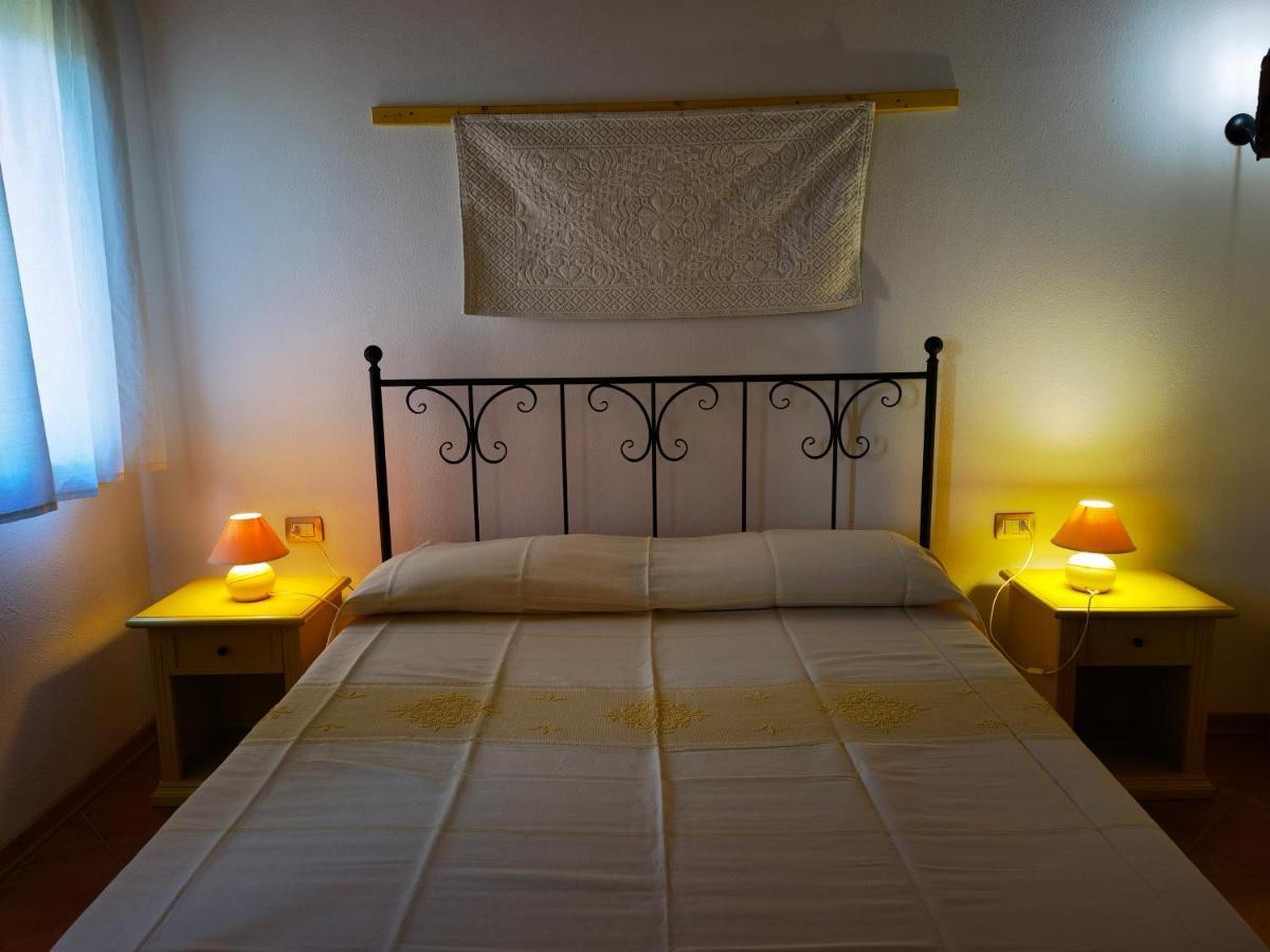 La Corte Degli Ulivi - Albergo Rurale Tresnuraghes Eksteriør bilde